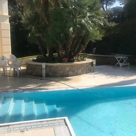 In Con Piscina *