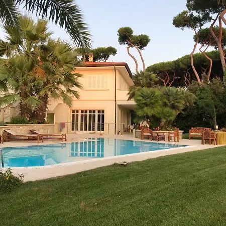 In Con Piscina