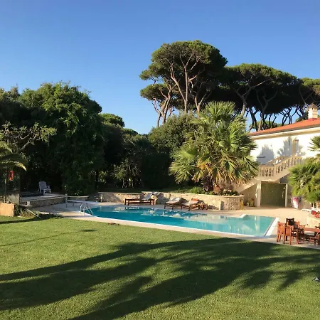 Casa de hóspedes In Con Piscina